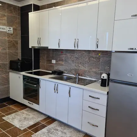 Modern By The Fishta Q5 23 Apartment Velipoje